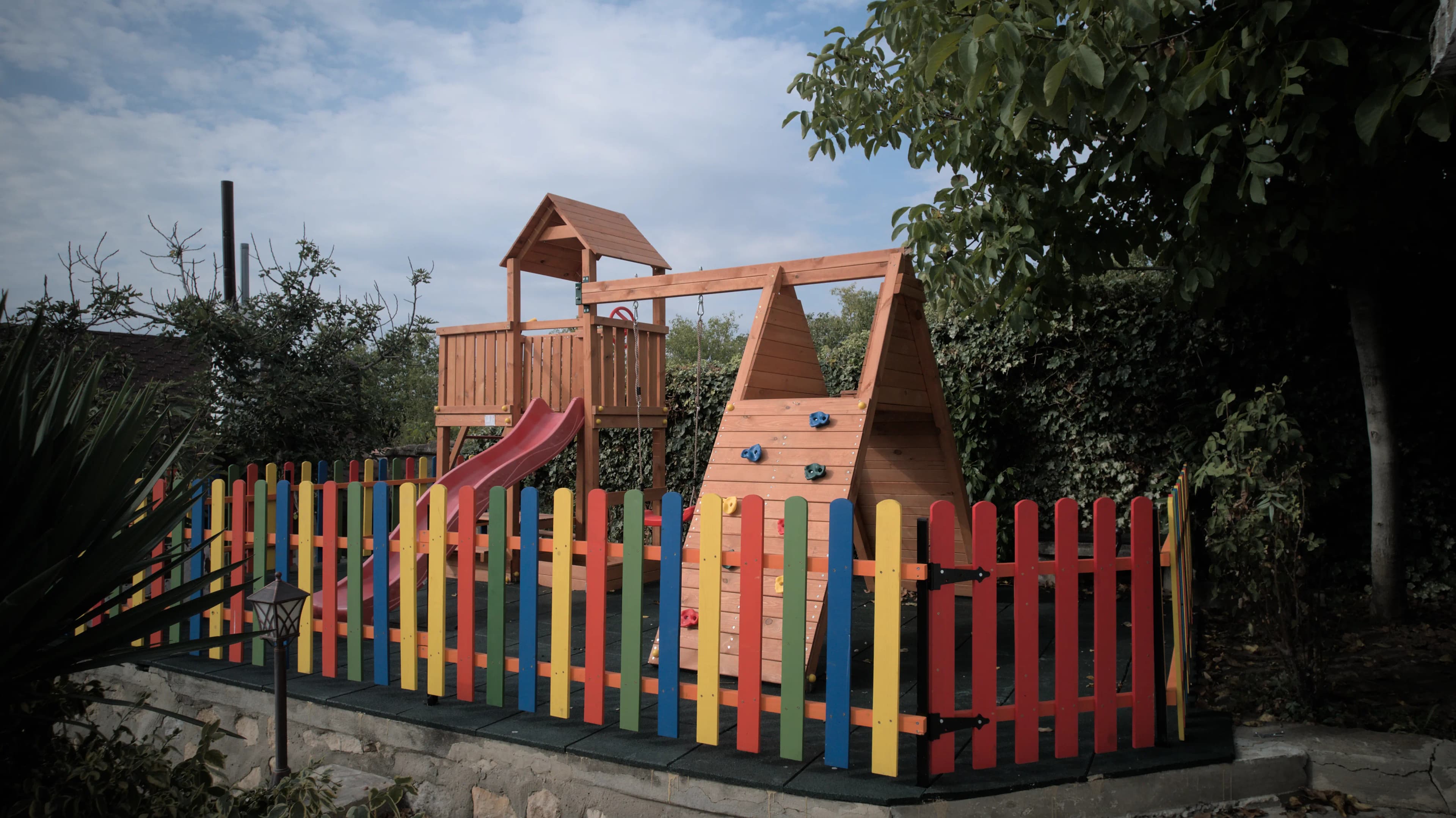 Детска площадка